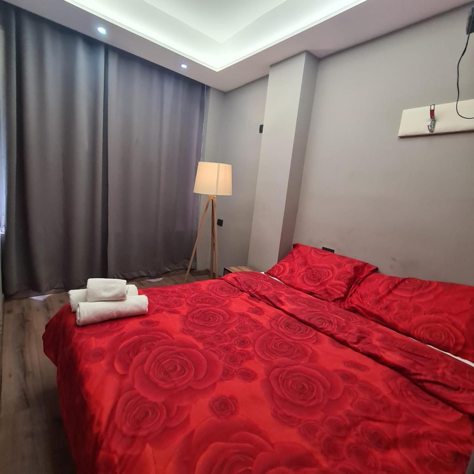 Driti Central Hotel Tiranë Ngoại thất bức ảnh
